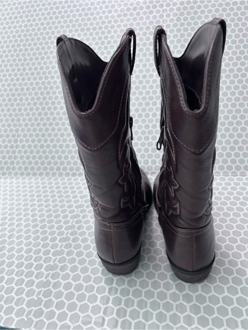 Girls Western Boots in Dark Brown.  Size 3 Cat & Jack - Picture 4 of 7